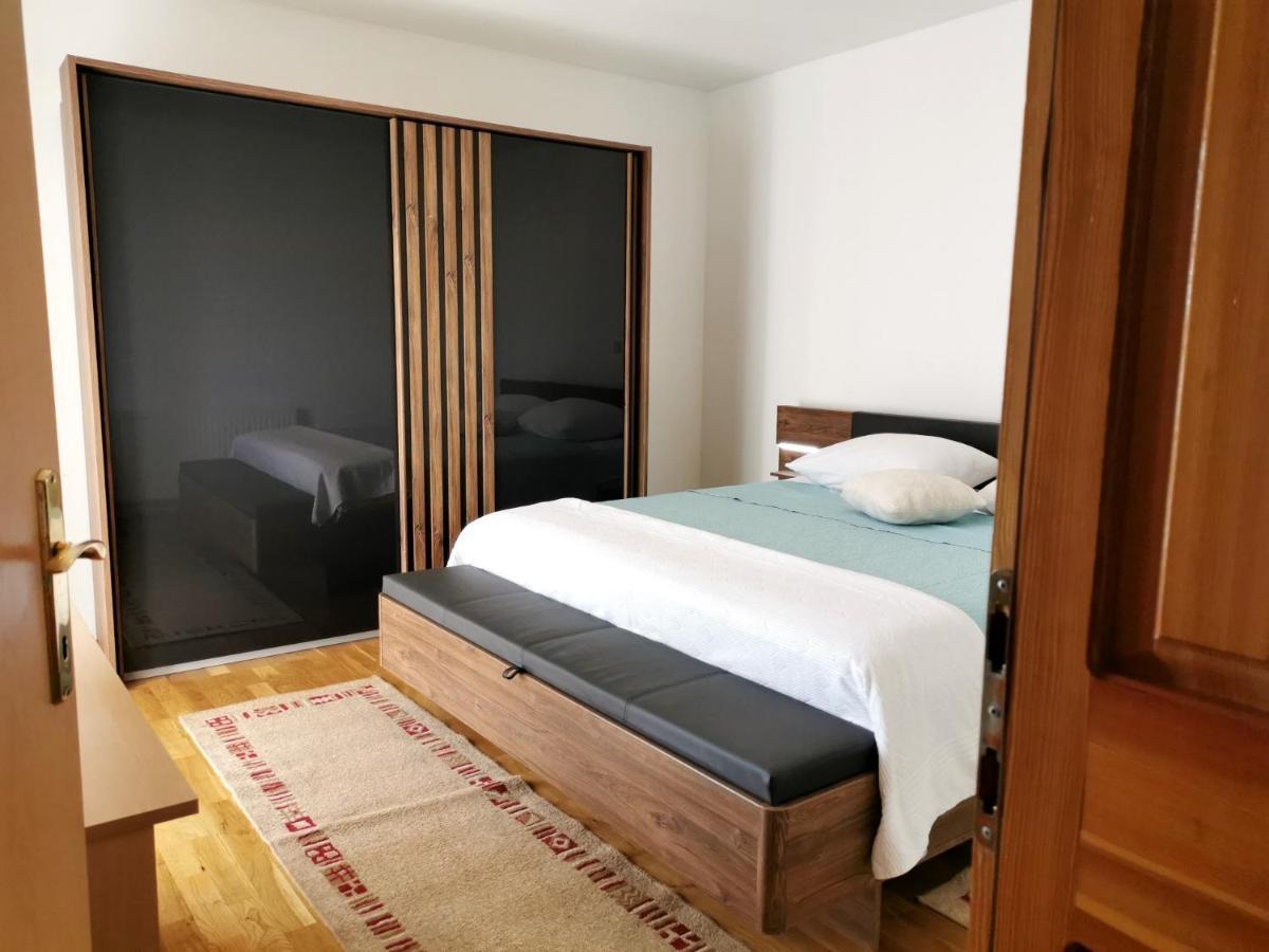 Apartment Brala Posedarje Luaran gambar