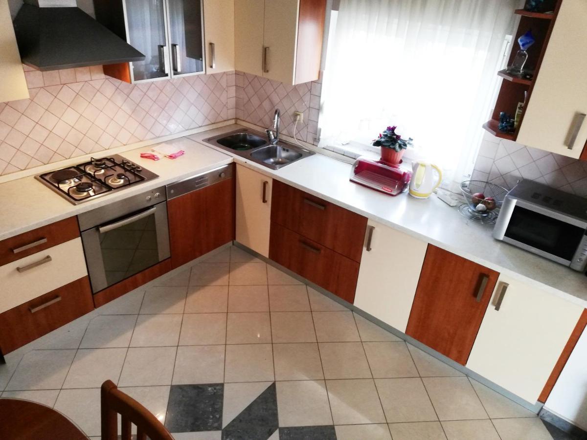 Apartment Brala Posedarje Luaran gambar