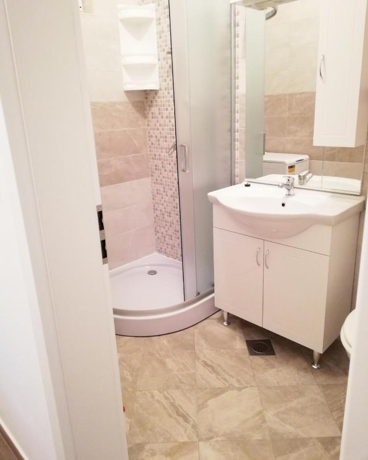 Apartment Brala Posedarje Luaran gambar